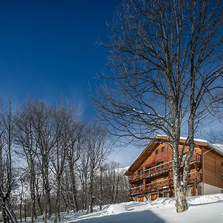 Apartment Les Huskies By Interhome